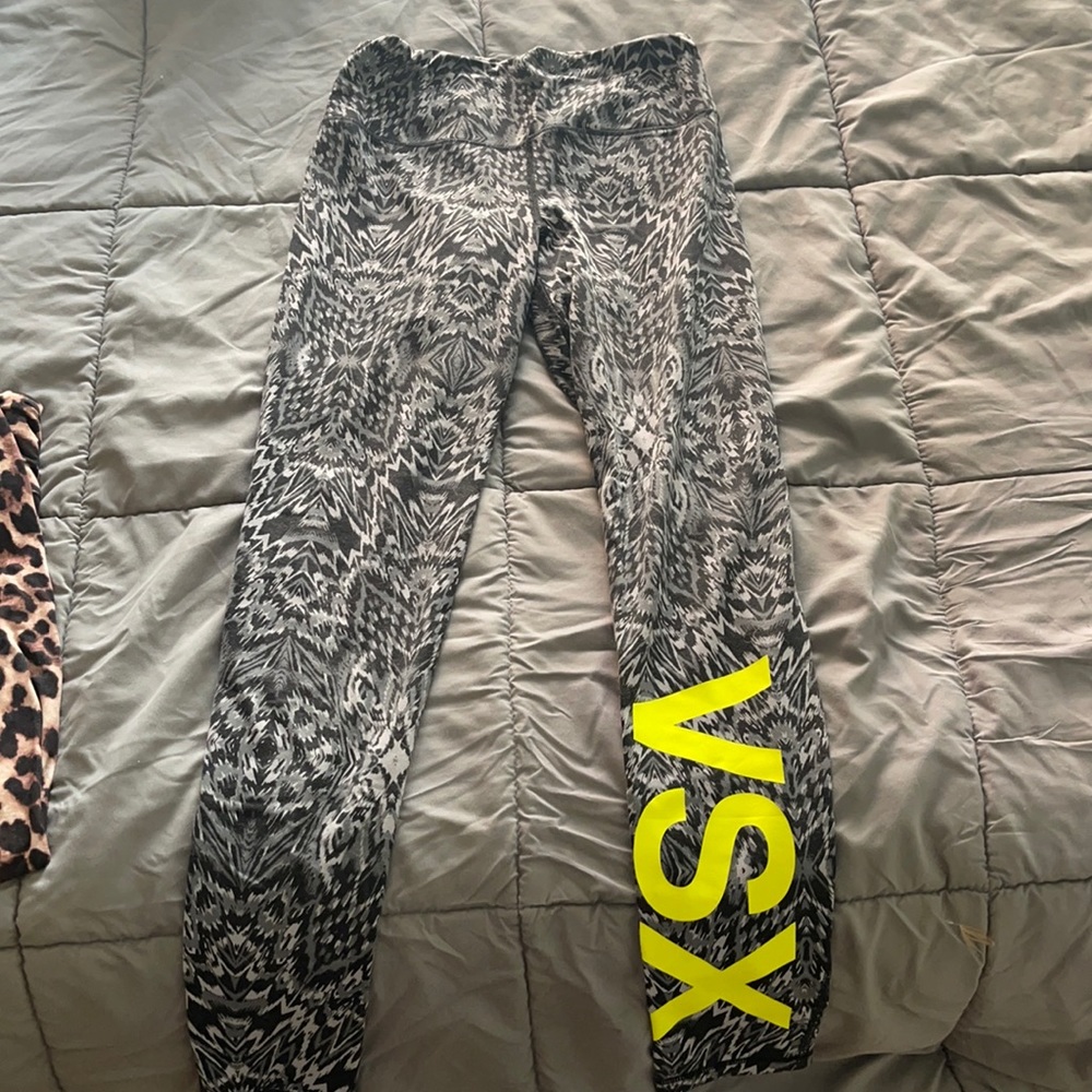 Victoria’s Secret sport workout leggings